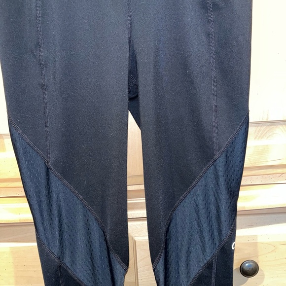 2/$15 GapFit black gfast workout leggings size small - Picture 9 of 11